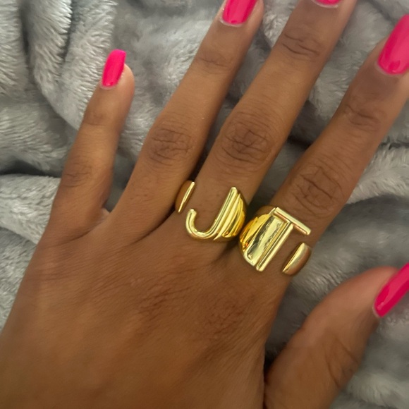 LETTER RING - Picture 6 of 6